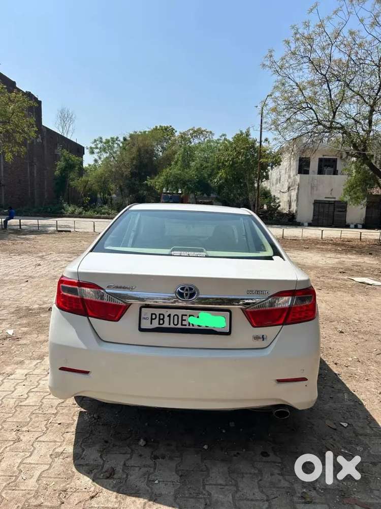 Toyota Camry _ Automatic _ Well Maintained