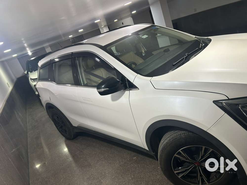 Mahindra Xuv700 Petrol 2022