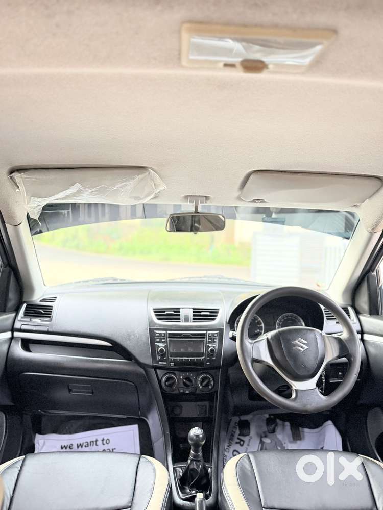 Maruti Suzuki Swift Vxi Ags, 2016, Petrol