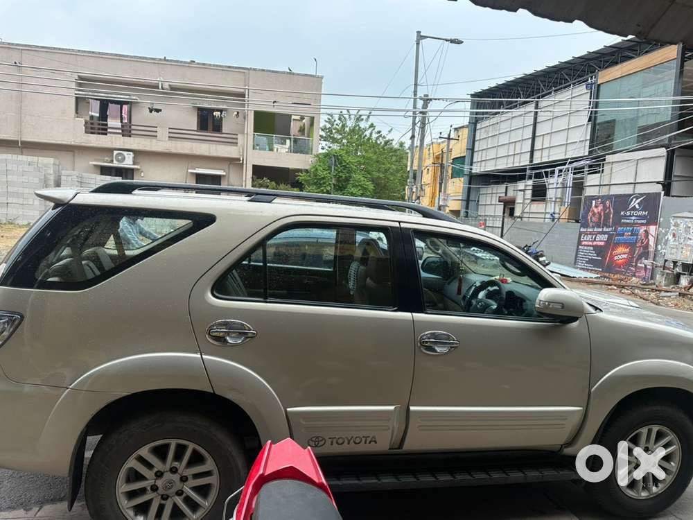 Toyota Fortuner Diesel 2014
