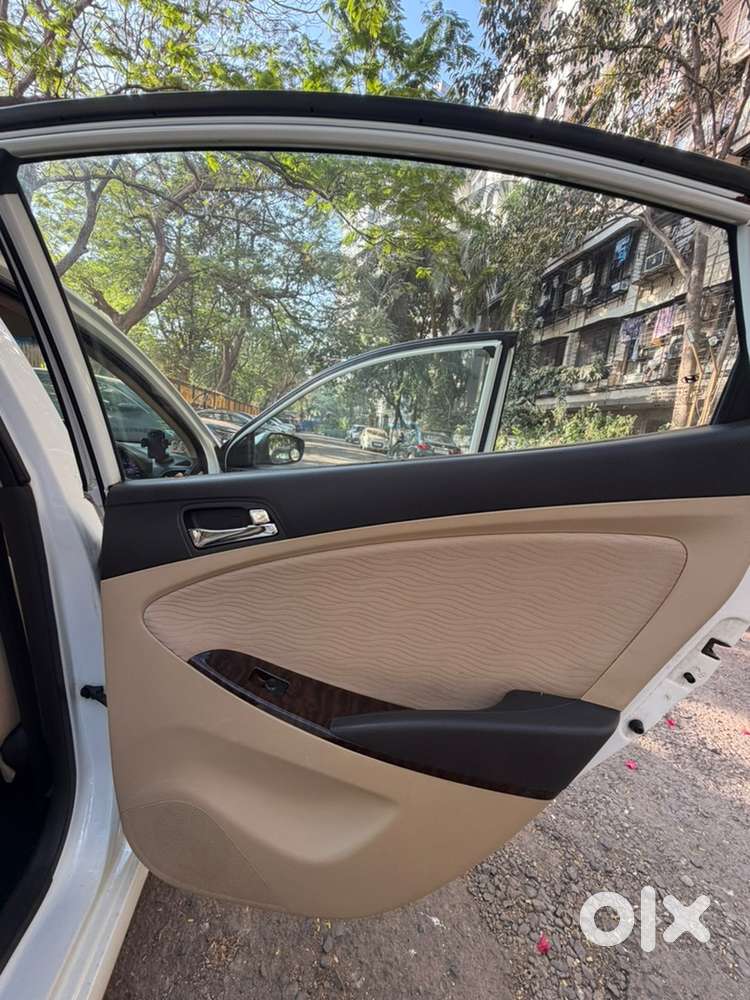 Hyundai Verna Fluidic Petrol 1.6 Vtvt Sx (2012)