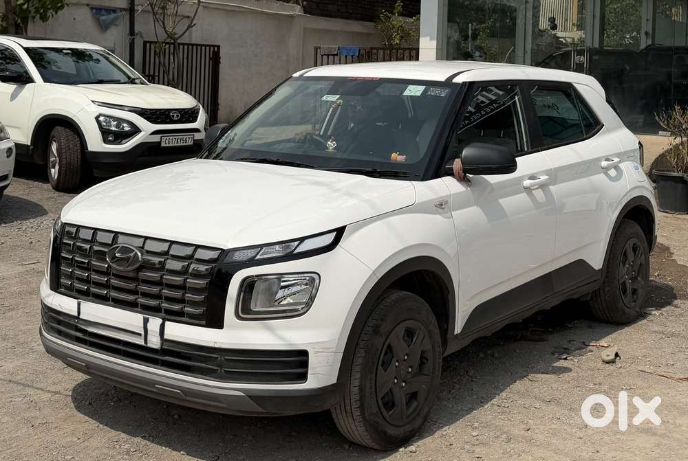 Hyundai Venue E 1.2 Petrol, 2025, Petrol