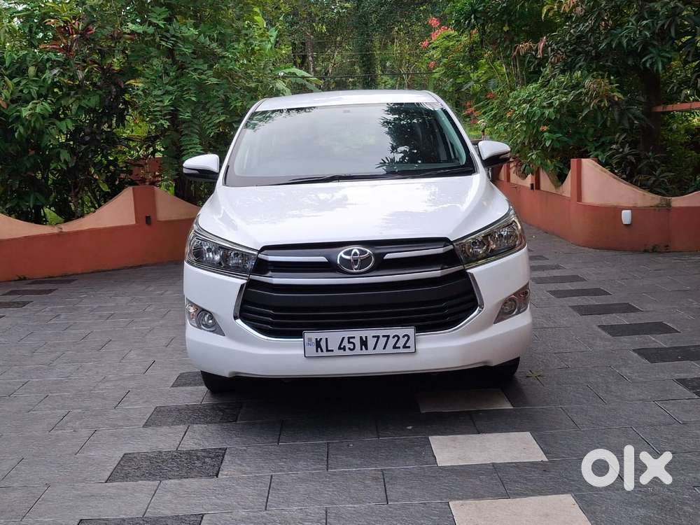 Toyota Innova Crysta 2.8 Gx At, 2016, Diesel