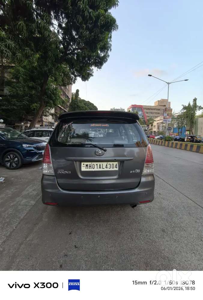 Toyota Innova 2009 Diesel 180000 Km Driven