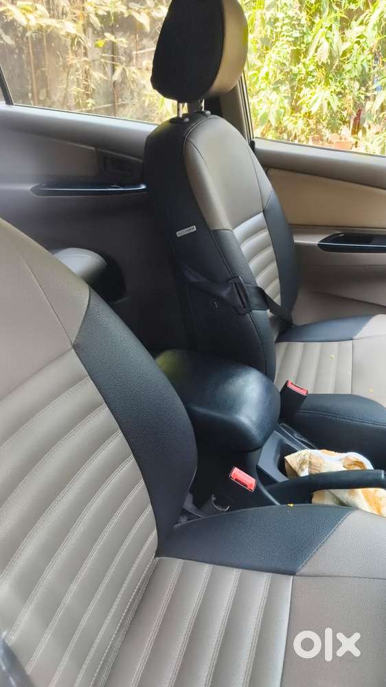 Toyota Innova 2.5 G (diesel) 8 Seater, 2015, Diesel