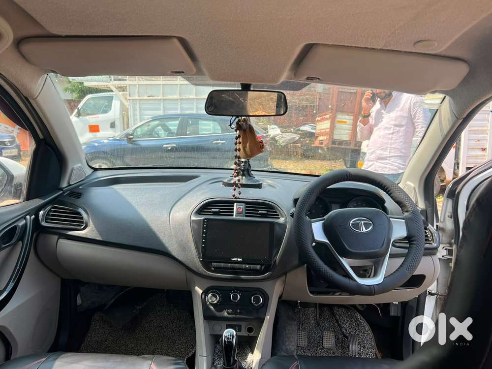 Tata Tiago Petrol 2017 Year