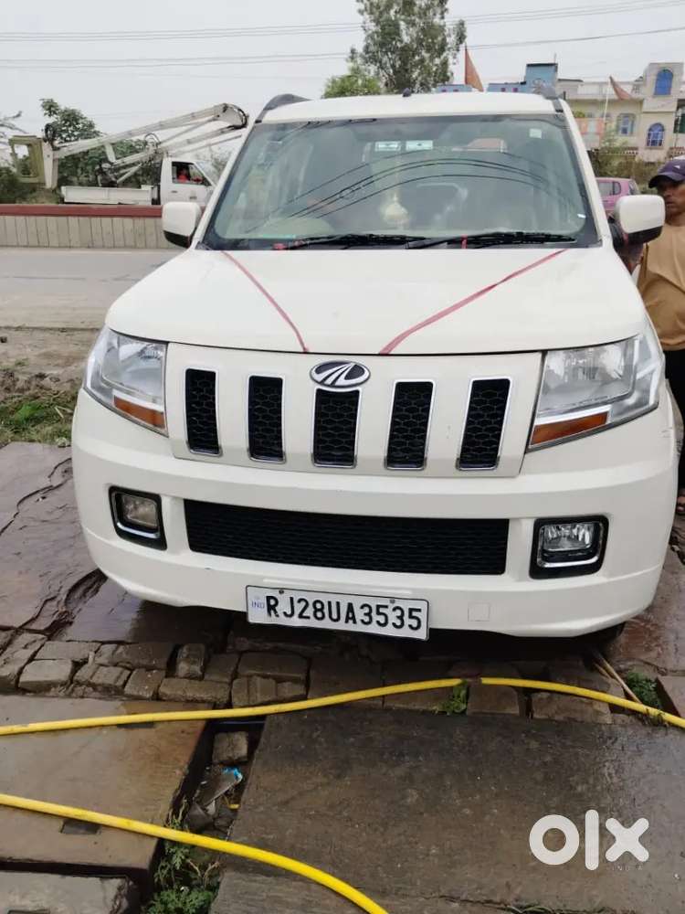 Mahindra Tuv 300 2016