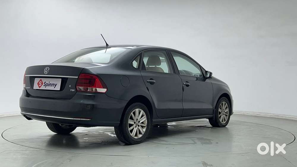 Volkswagen Vento 1.2 Tsi Highline At, 2017, Petrol