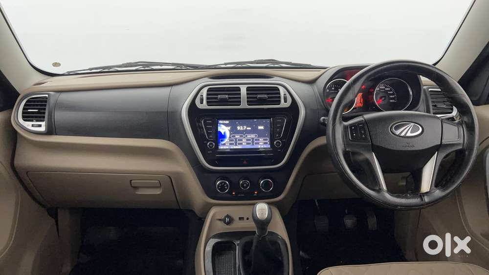 Mahindra Tuv 300 T10, 2018, Diesel