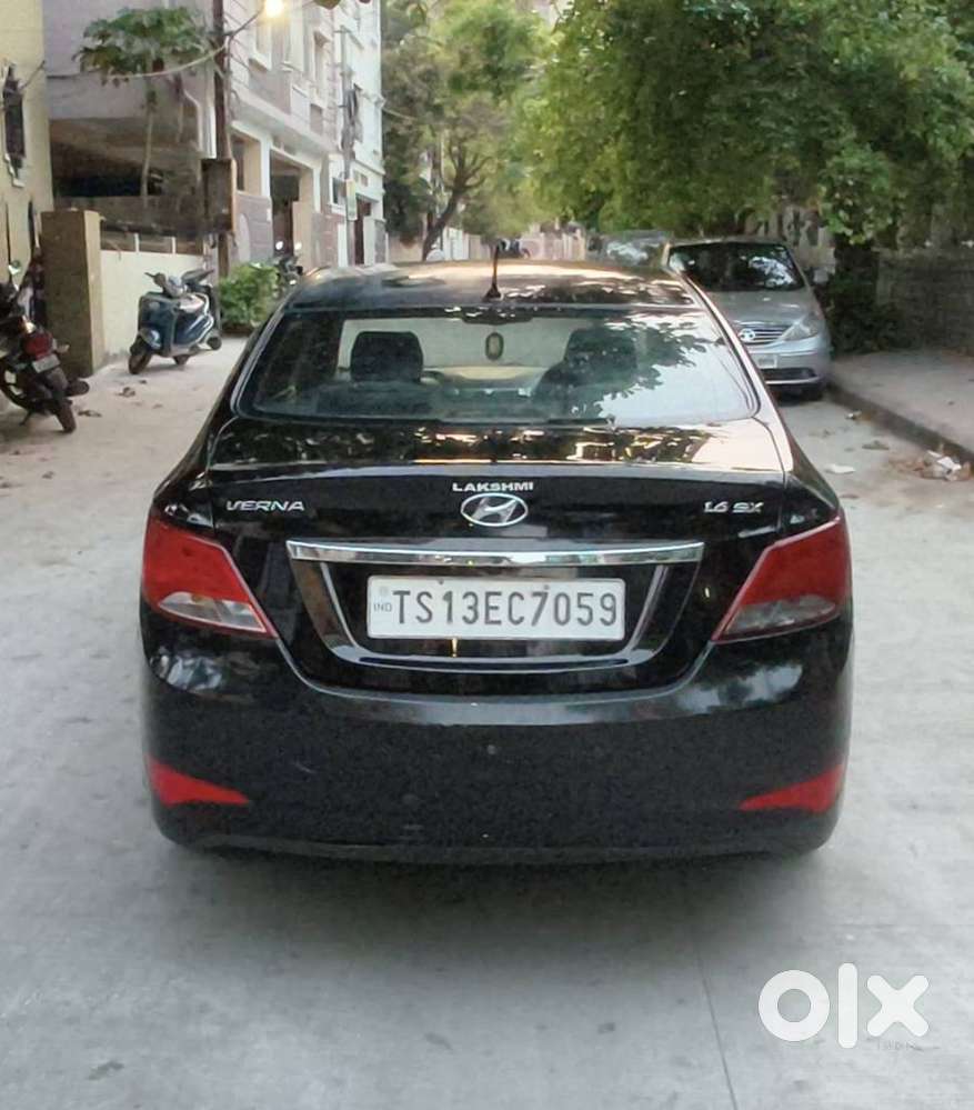 Hyundai Verna Fluidic 1.6 Crdi Sx, 2015, Diesel