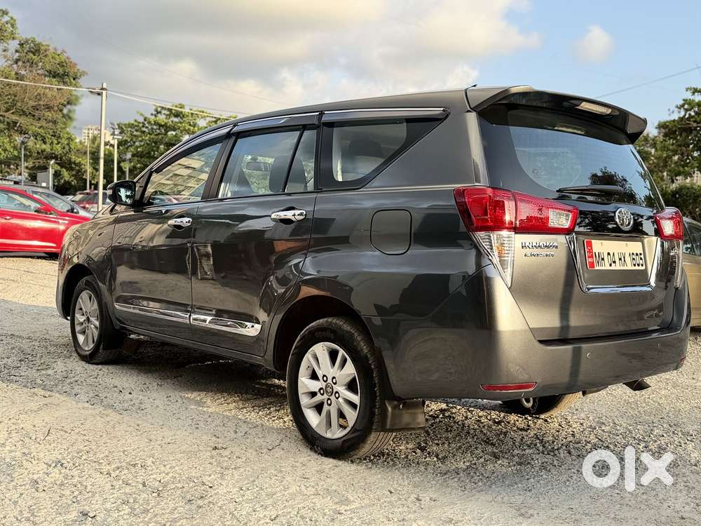 Toyota Innova Crysta 2.8 Gx At 8 Seater, 2017, Diesel