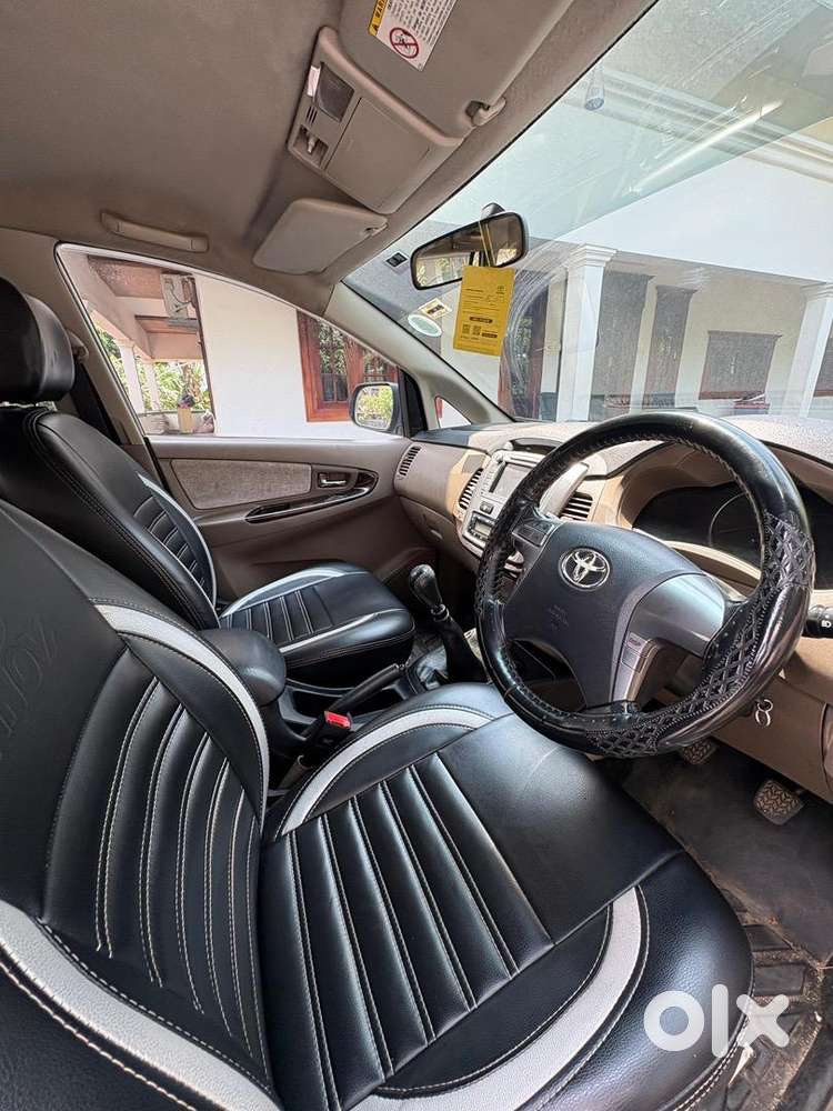 Toyota Innova 2015 Diesel Well Maintained