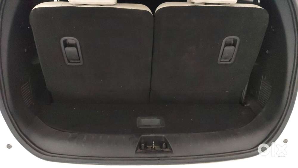Mahindra Xuv700 2.2 Ax 7 Diesel Mt Luxury Pack Str, 2024, Diesel