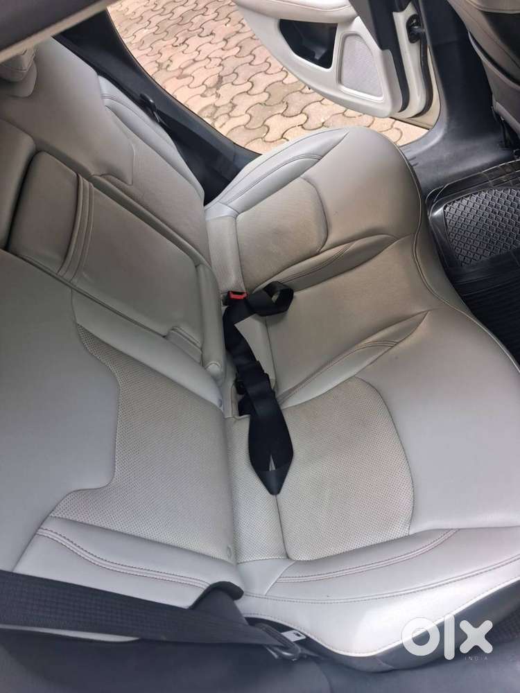 Jeep Compass 1.4 Limited O Model 2018 Years