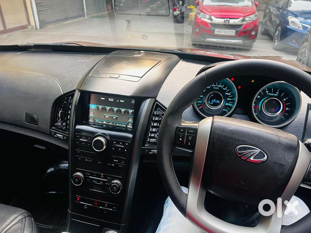 Mahindra Xuv500 2.2 W10 Sportz Edition Mt, 2018, Diesel