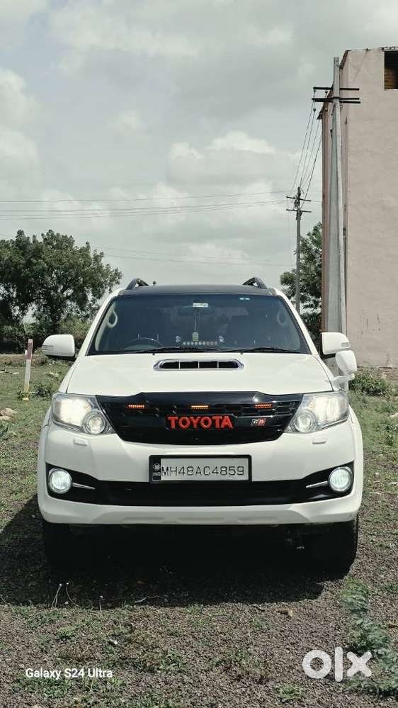 Toyota Fortuner 3.0 4x2 Automatic, 2015, Diesel