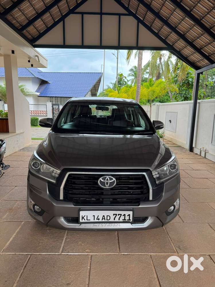 Toyota Innova Crysta 2017