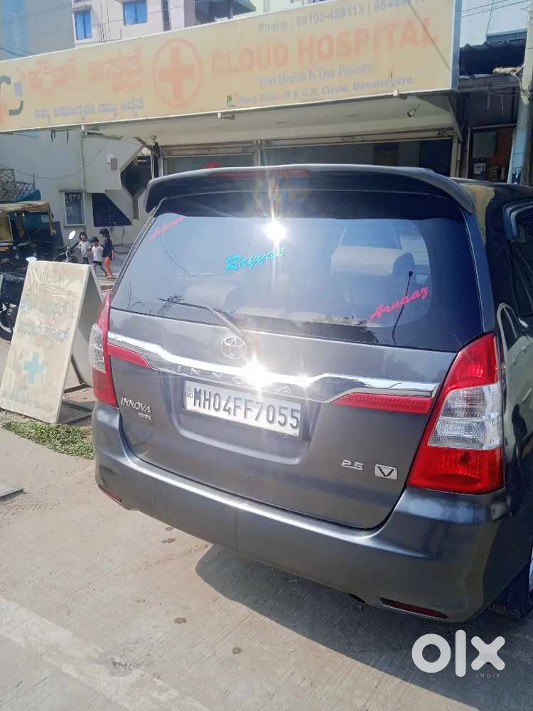 Toyota Innova 2012 Diesel Well Maintained