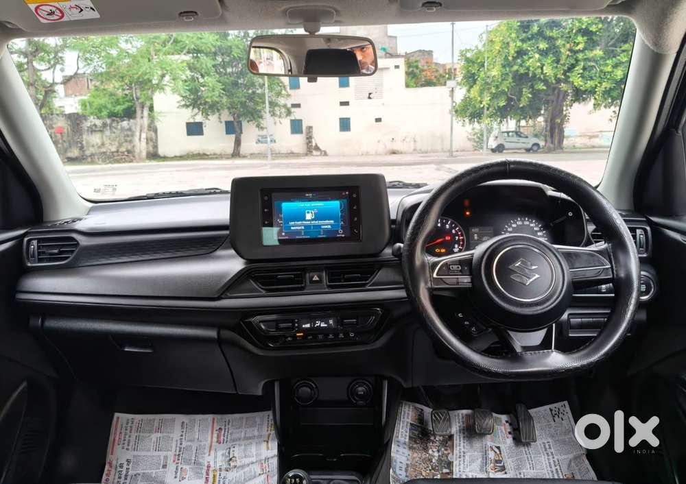 Maruti Suzuki Swift Vxi Optional, 2025, Petrol