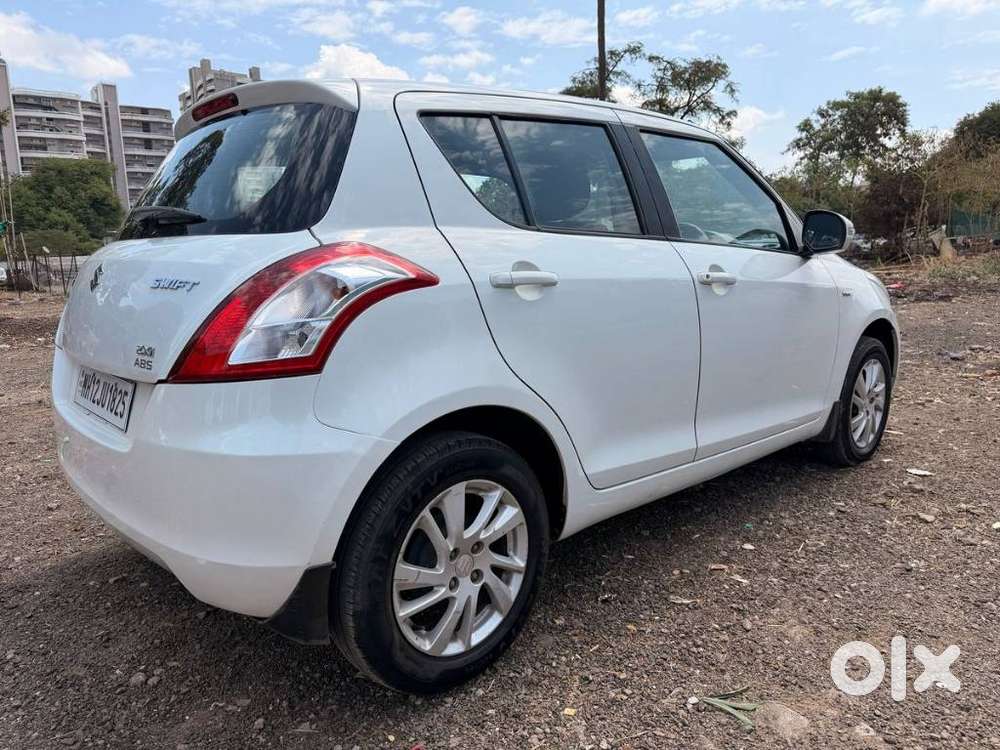 Maruti Suzuki Swift Zxi, 2013, Petrol