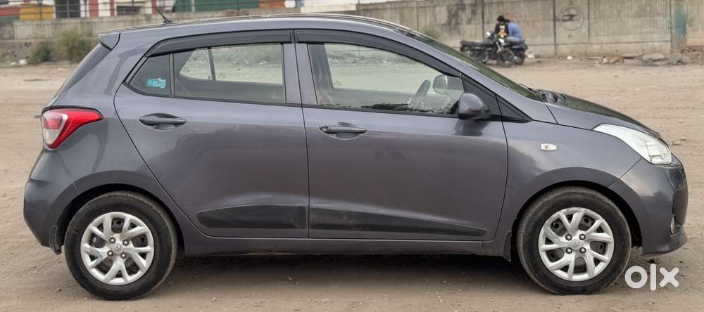 Hyundai Grand I10 1.2 Crdi Sportz Dual Tone, 2017, Diesel