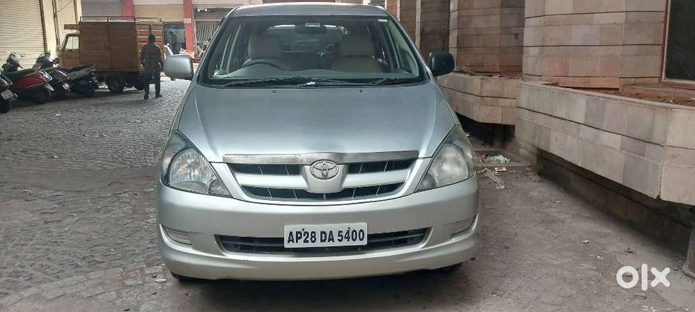 Toyota Innova 2004-2011 2.5 G4 Diesel 8-seater, 2008, Diesel
