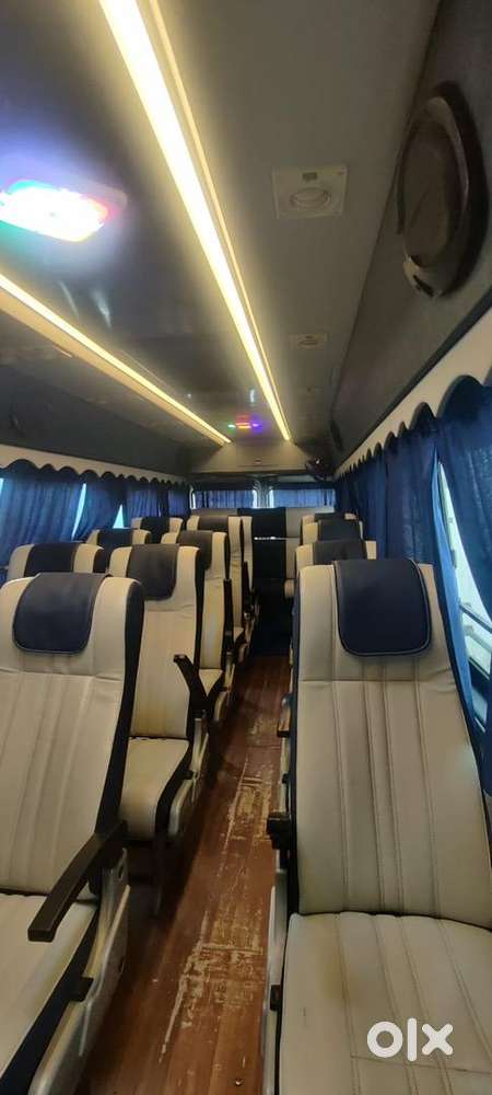 20 Seater Well Maintained