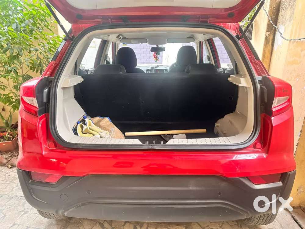 Mahindra Xuv300 2023 Petrol 15000 Km Driven Is In Excellent Condition