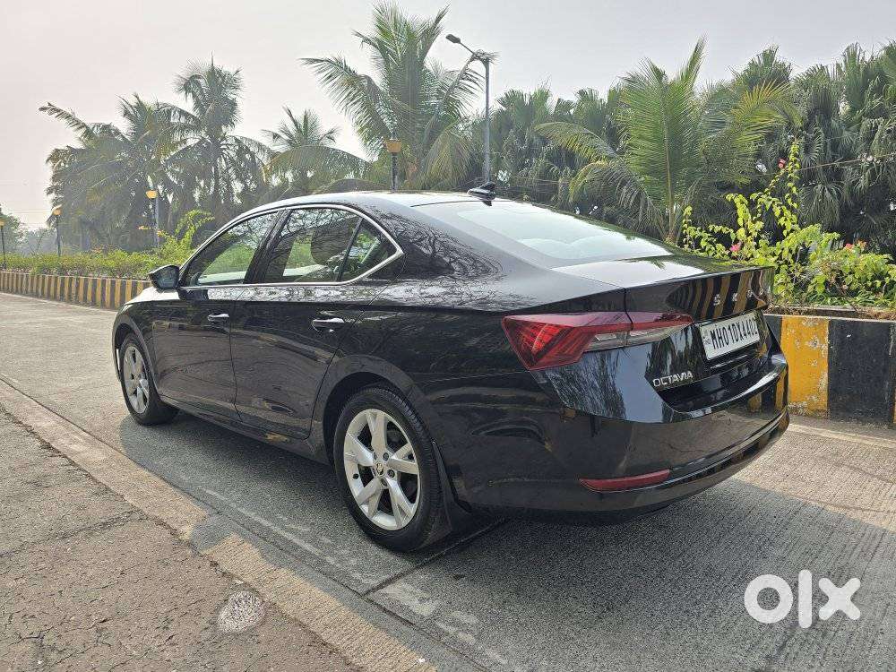 Skoda Octavia 2.0 Style Tsi At, 2022, Petrol
