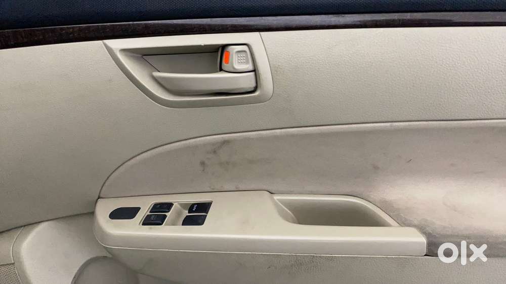 Maruti Suzuki Swift Dzire 1.2 Lxi (o), 2015, Petrol