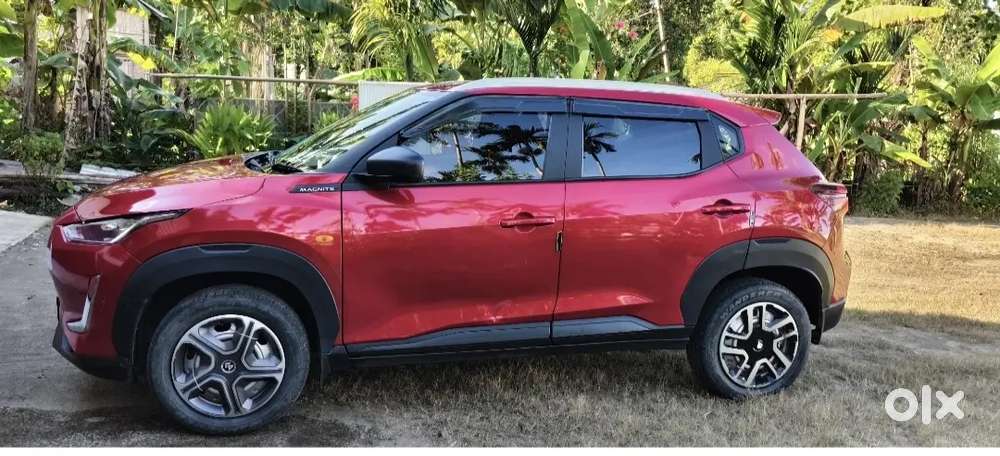 Nissan Magnite 2024 Petrol Well Maintained, New Condition