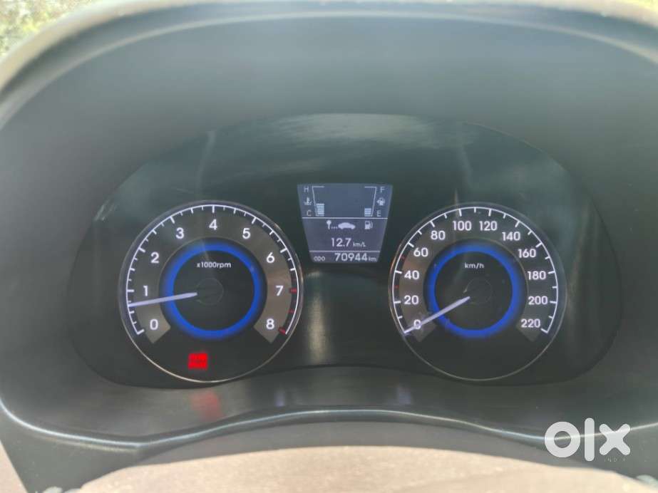 Hyundai Verna 1.5 Sx Petrol Mt, 2017, Petrol