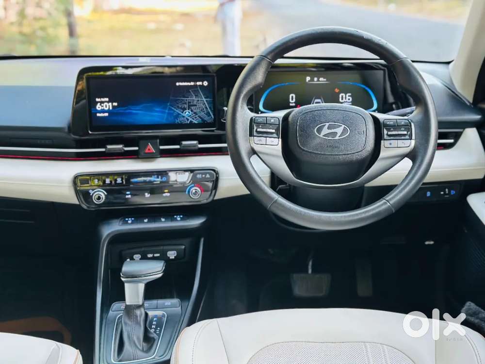 Hyundai Verna 1.5 Sx (o) Vtvt, 2023, Petrol