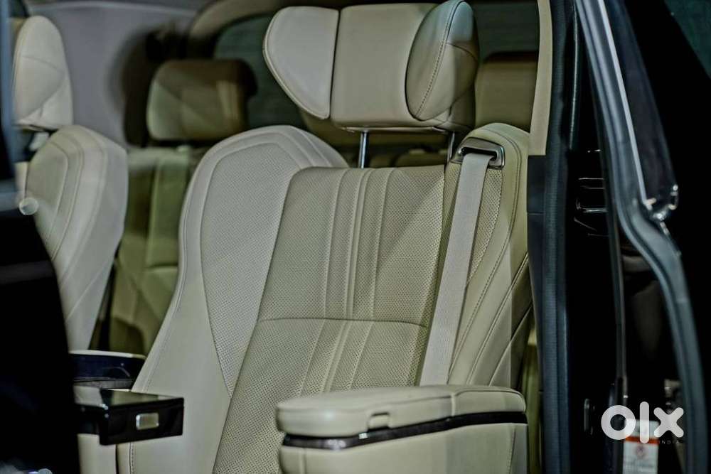 Toyota Vellfire 2.5 Executive Lounge, 2021, Petrol