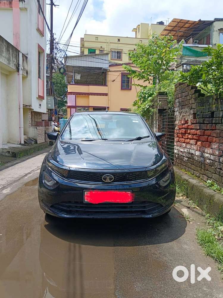 Tata Altroz Petrol 2023