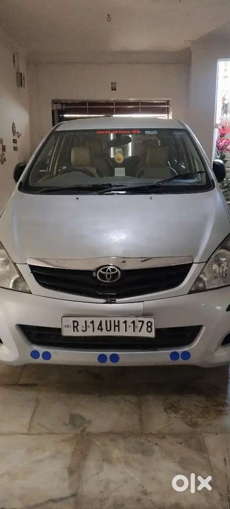 Toyota Innova Hycross 2007