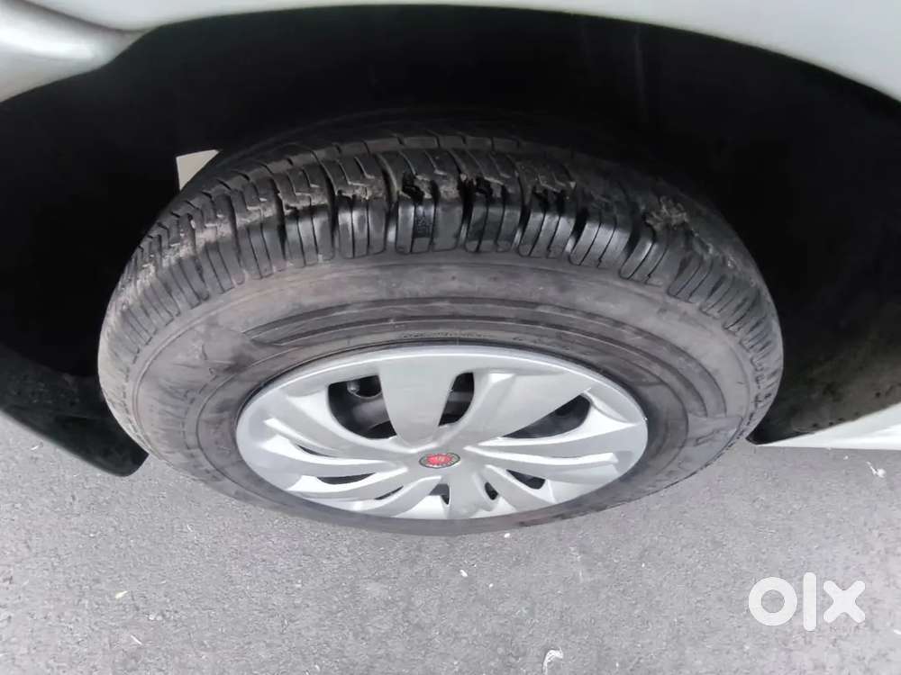 Mahindra Verito 1.4 G4 2012