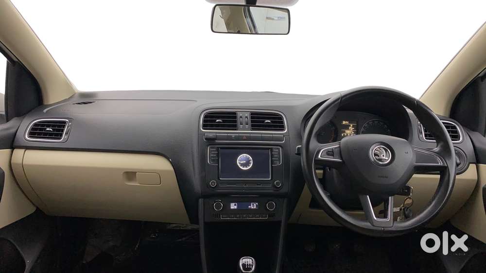 Skoda Rapid 1.0 Ambition Tsi, 2021, Petrol