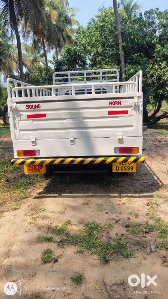 Mahindra Global Pik Up 2018 Diesel 280000 Km Driven