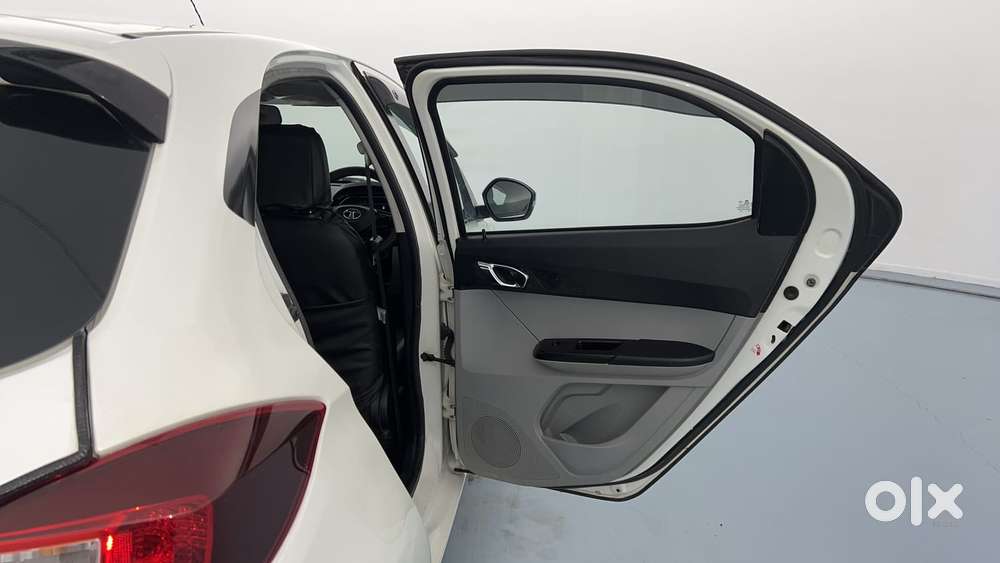 Tata Tiago 1.2 Revotron Xz Plus, 2020, Petrol