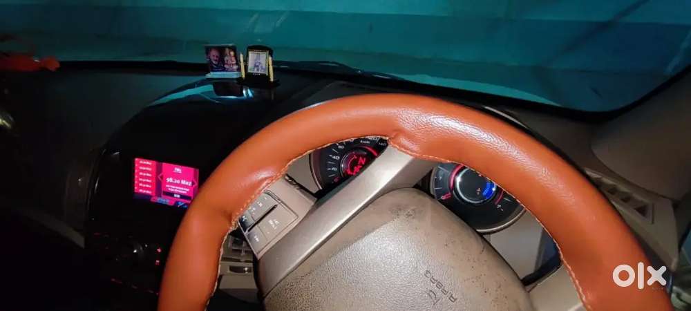 Mahindra Xuv500 2015 Diesel 100000 Km Driven With Vip No