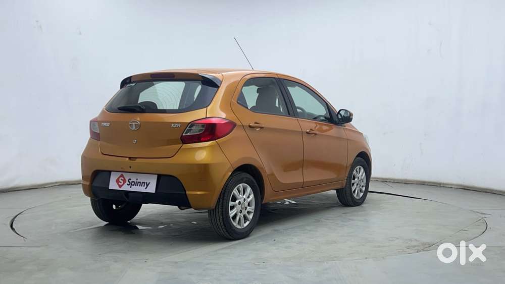 Tata Tiago Xza, 2017, Petrol