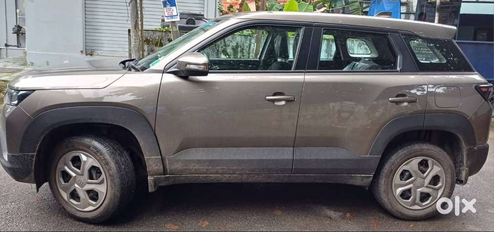 Maruti Suzuki Brezza 1.5 Lxi 2025