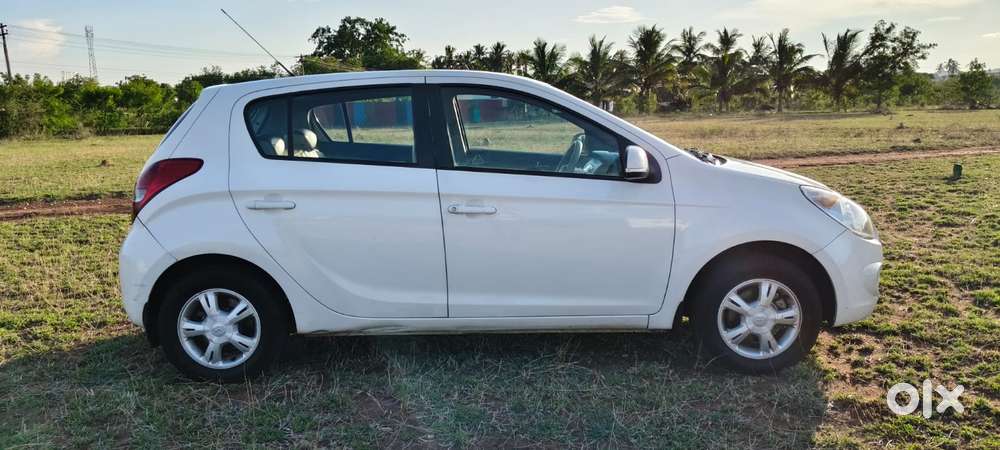 Hyundai I20 2009-2011 Asta, 2011, Diesel