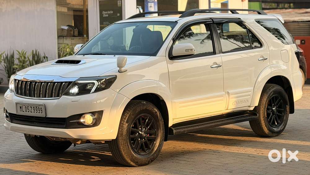 Toyota Fortuner [2009-2012] 3.0 4x4 Mt, 2012, Diesel