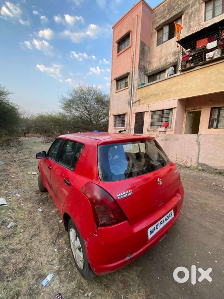 Maruti Suzuki Swift 2005 Petrol 80000 Km Driven