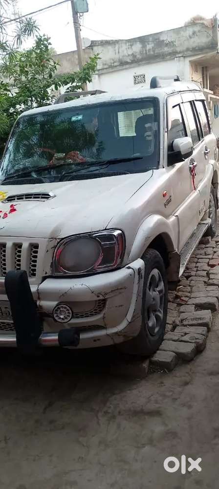 Mahindra Scorpio Slx Crd Model 2006 Hai