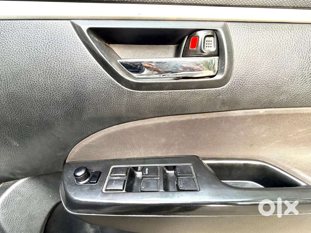 Maruti Suzuki Swift Vxi, 2017, Petrol