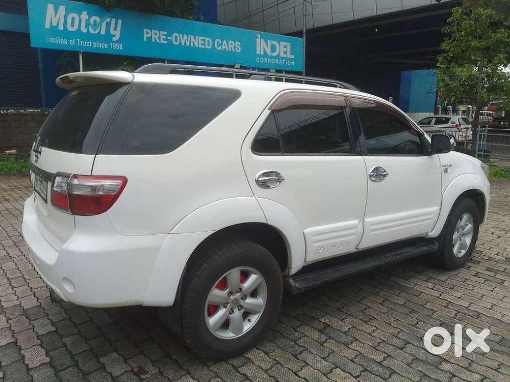 Toyota Fortuner 3.0 4x4 Manual, 2010, Diesel