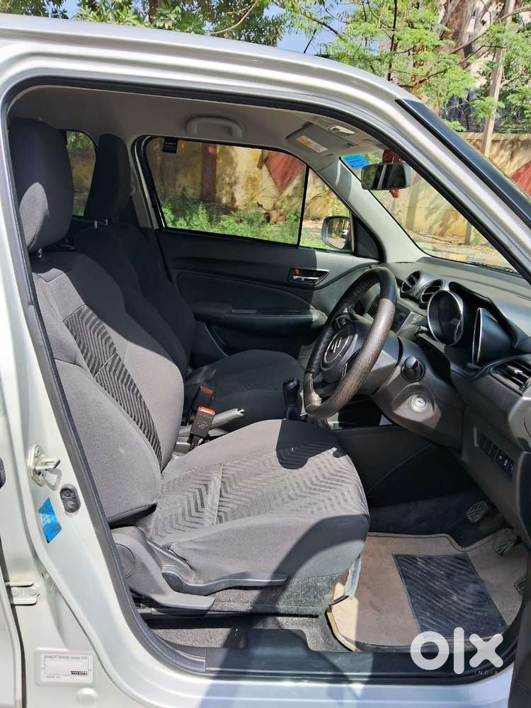 Maruti Suzuki Swift Vxi + Manual, 2023, Petrol